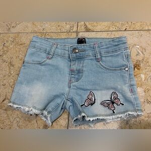 deux par deux Light Blue Denim Butterfly Patch Shorts Size 3T